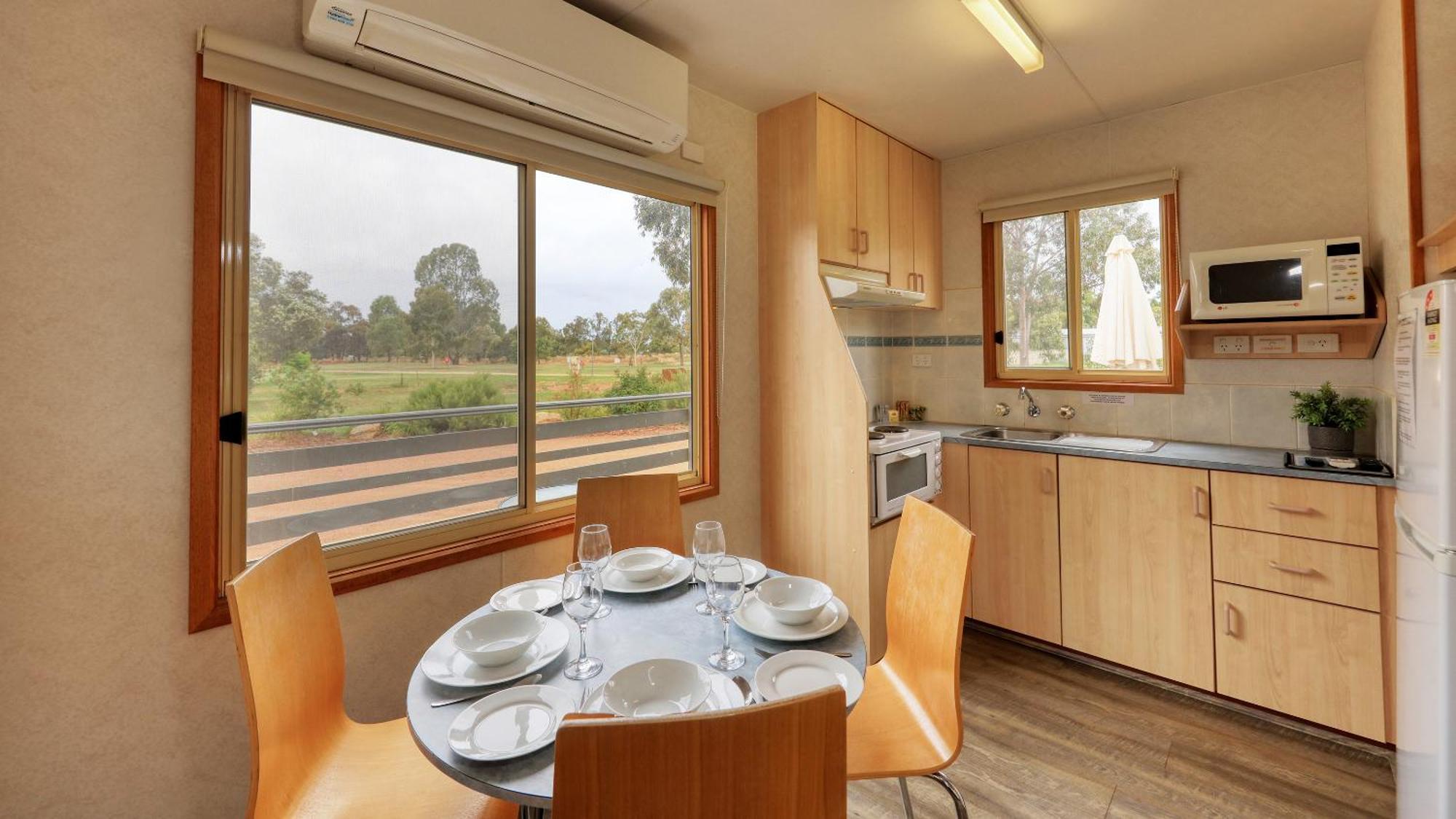 Yarrawonga Riverlands Tourist Park Oda fotoğraf