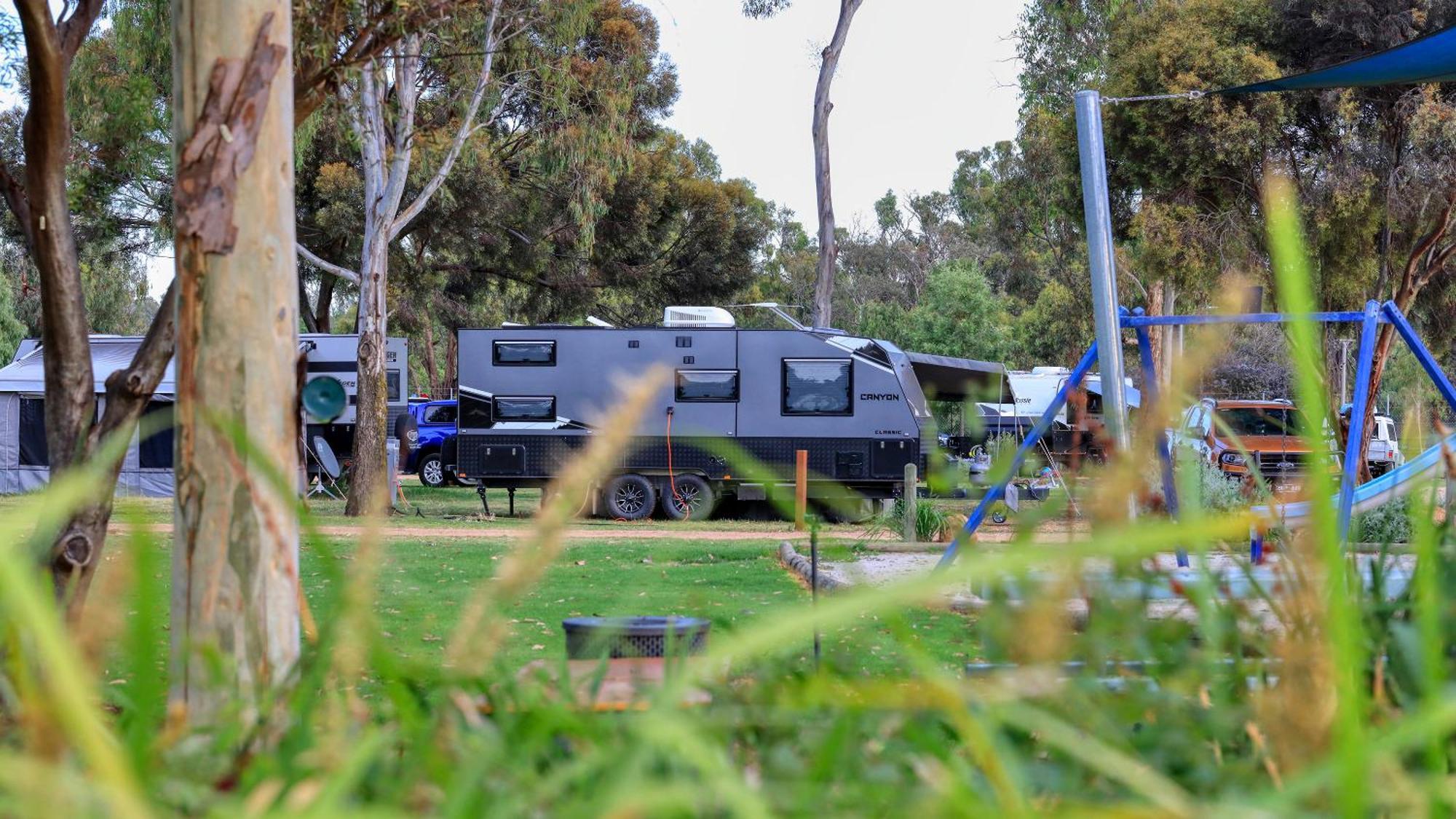 Yarrawonga Riverlands Tourist Park Dış mekan fotoğraf