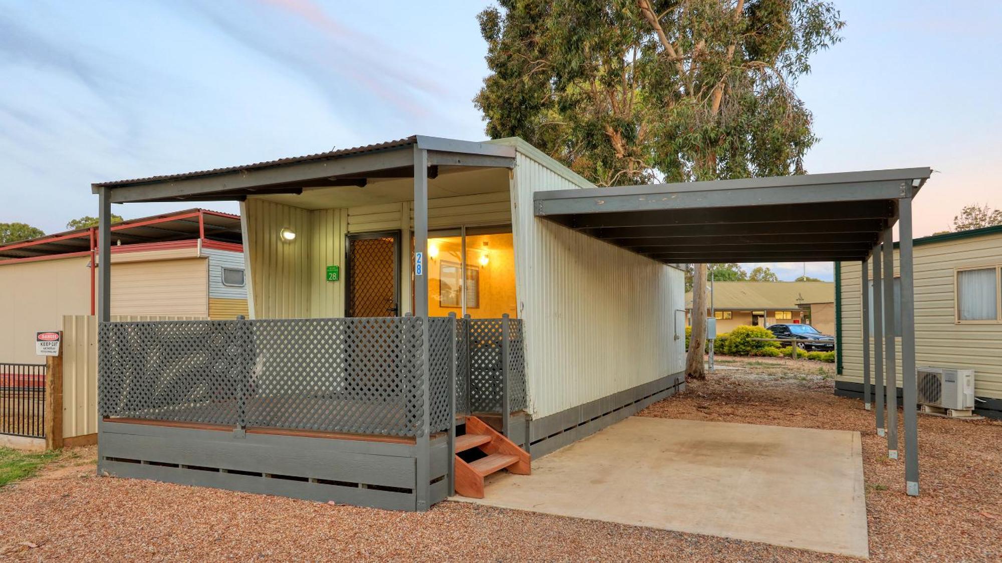 Yarrawonga Riverlands Tourist Park Oda fotoğraf