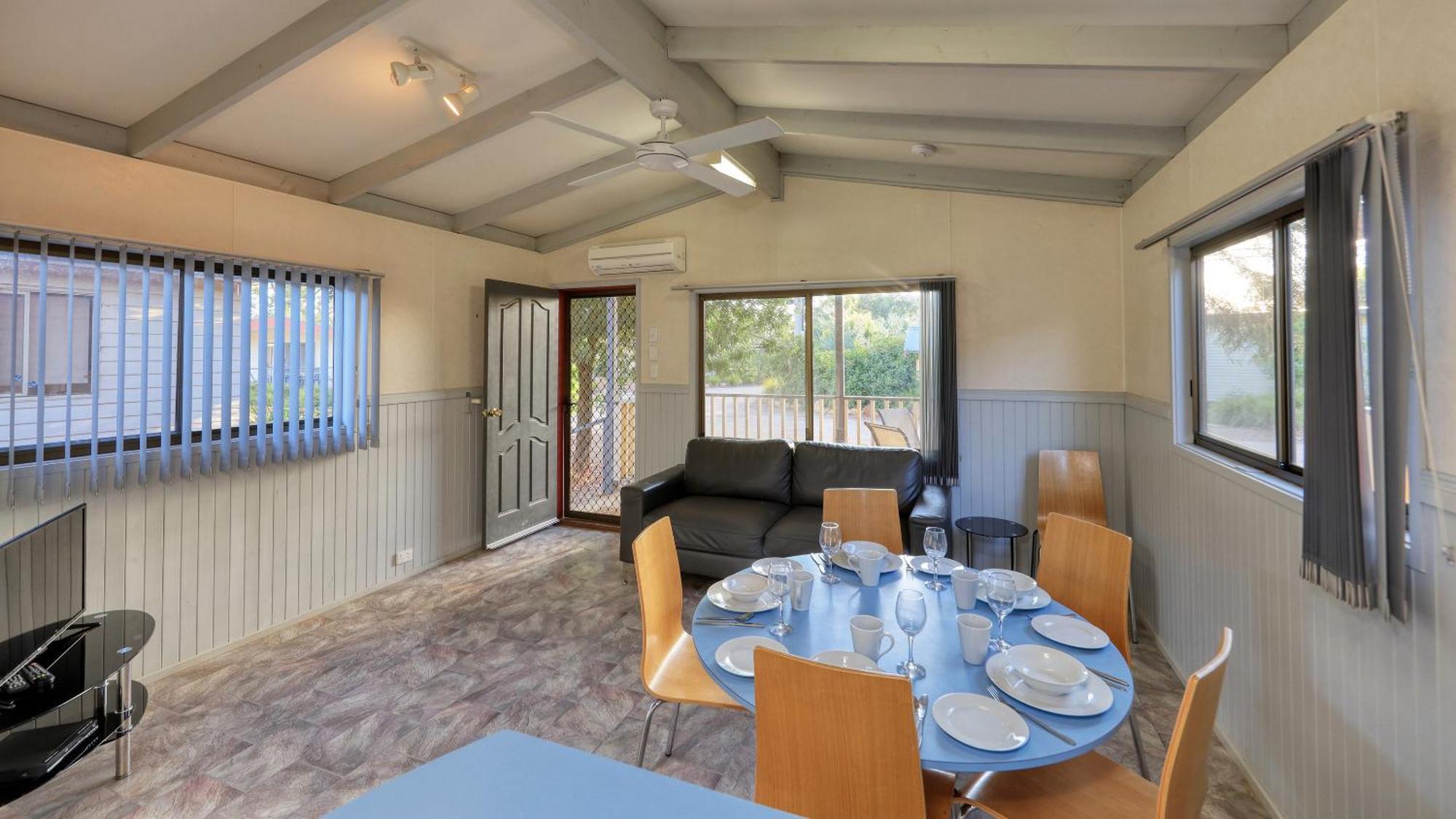 Yarrawonga Riverlands Tourist Park Oda fotoğraf